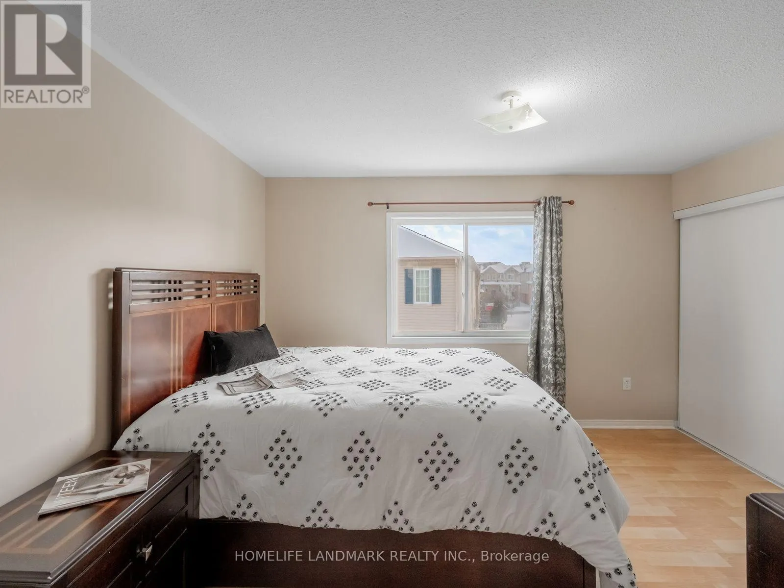 28 - 4950 ALBINA WAY