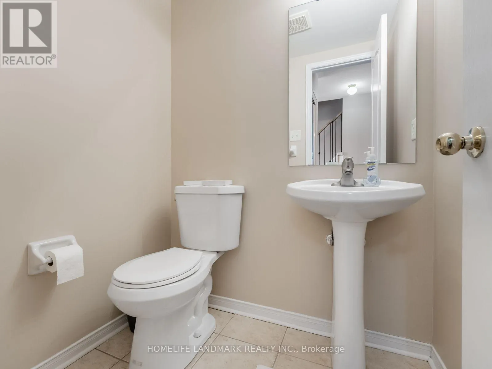 28 - 4950 ALBINA WAY