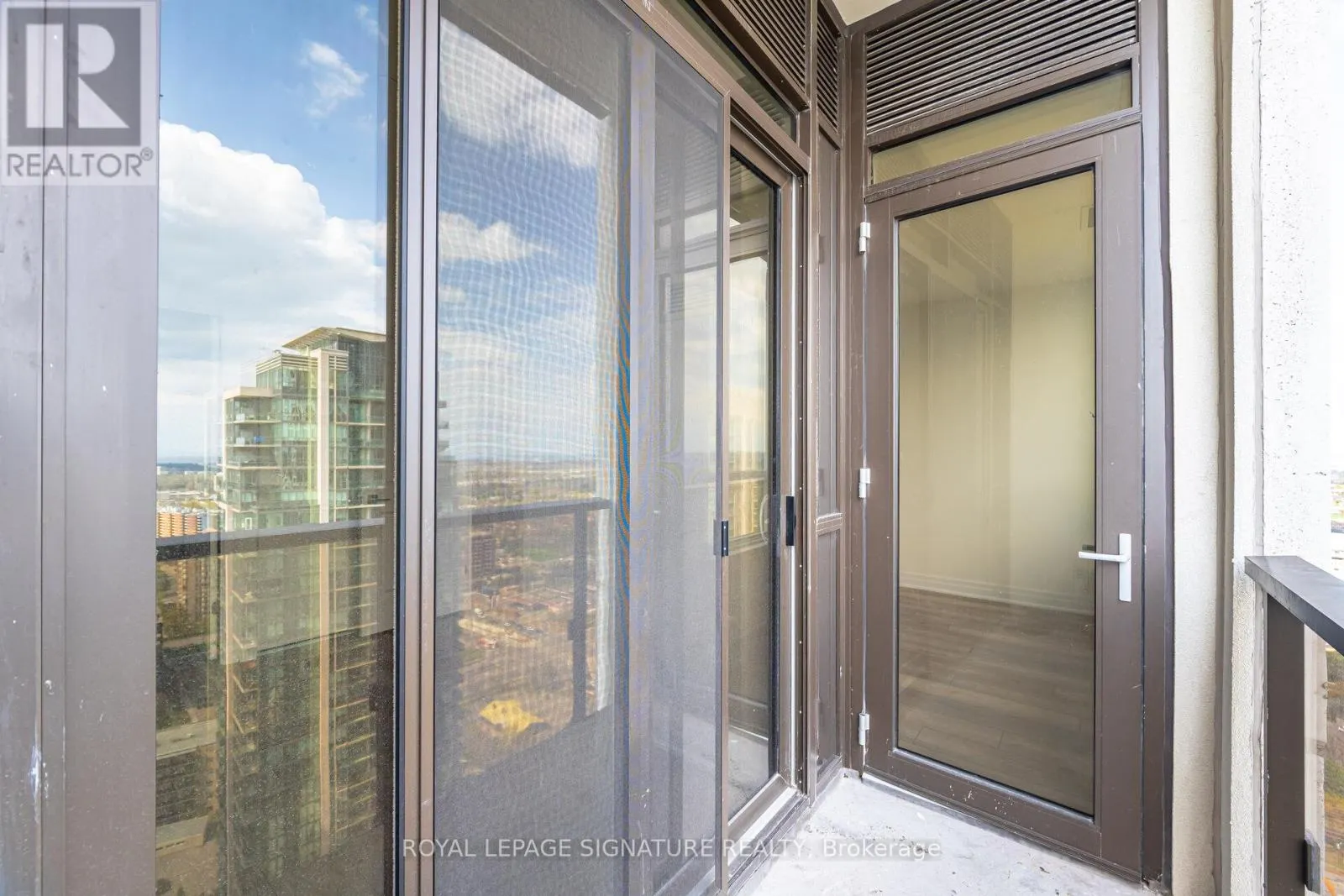 3007 - 36 ELM DRIVE