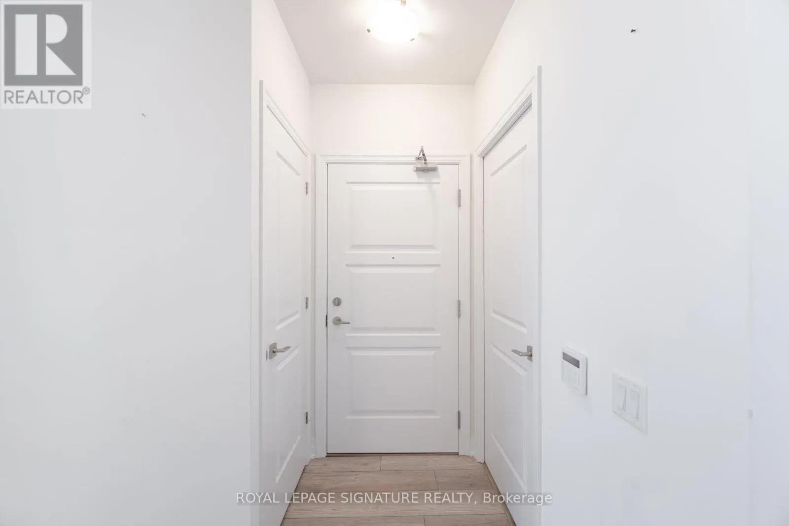 3007 - 36 ELM DRIVE