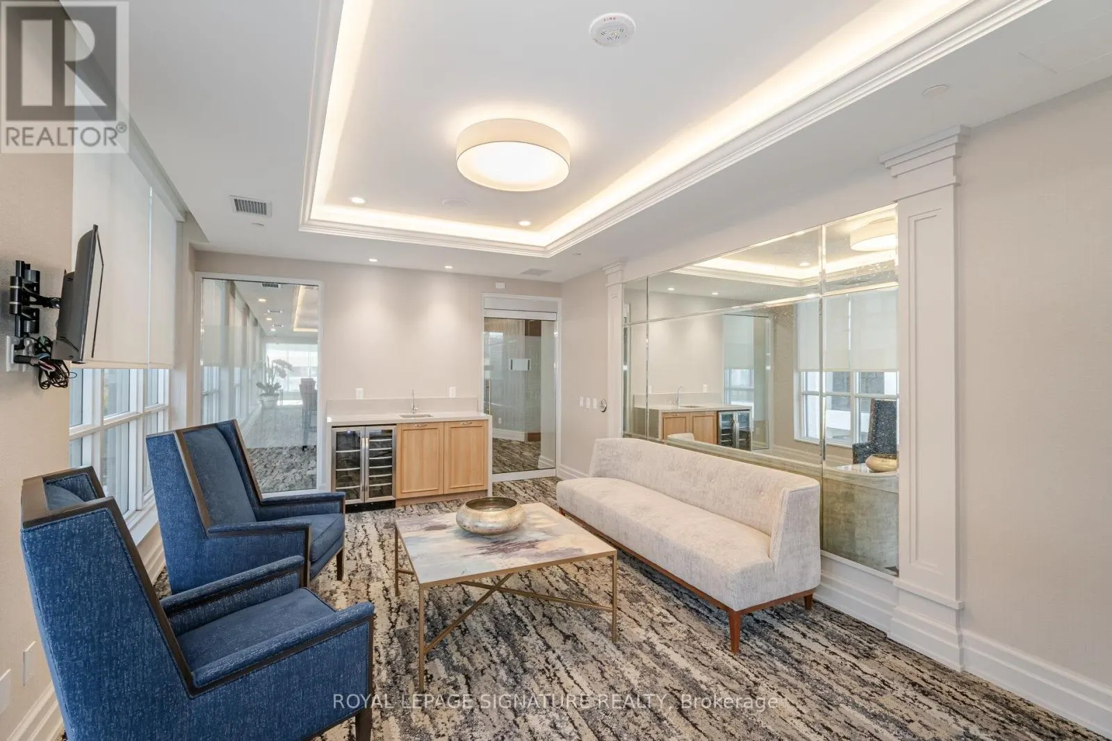 3007 - 36 ELM DRIVE