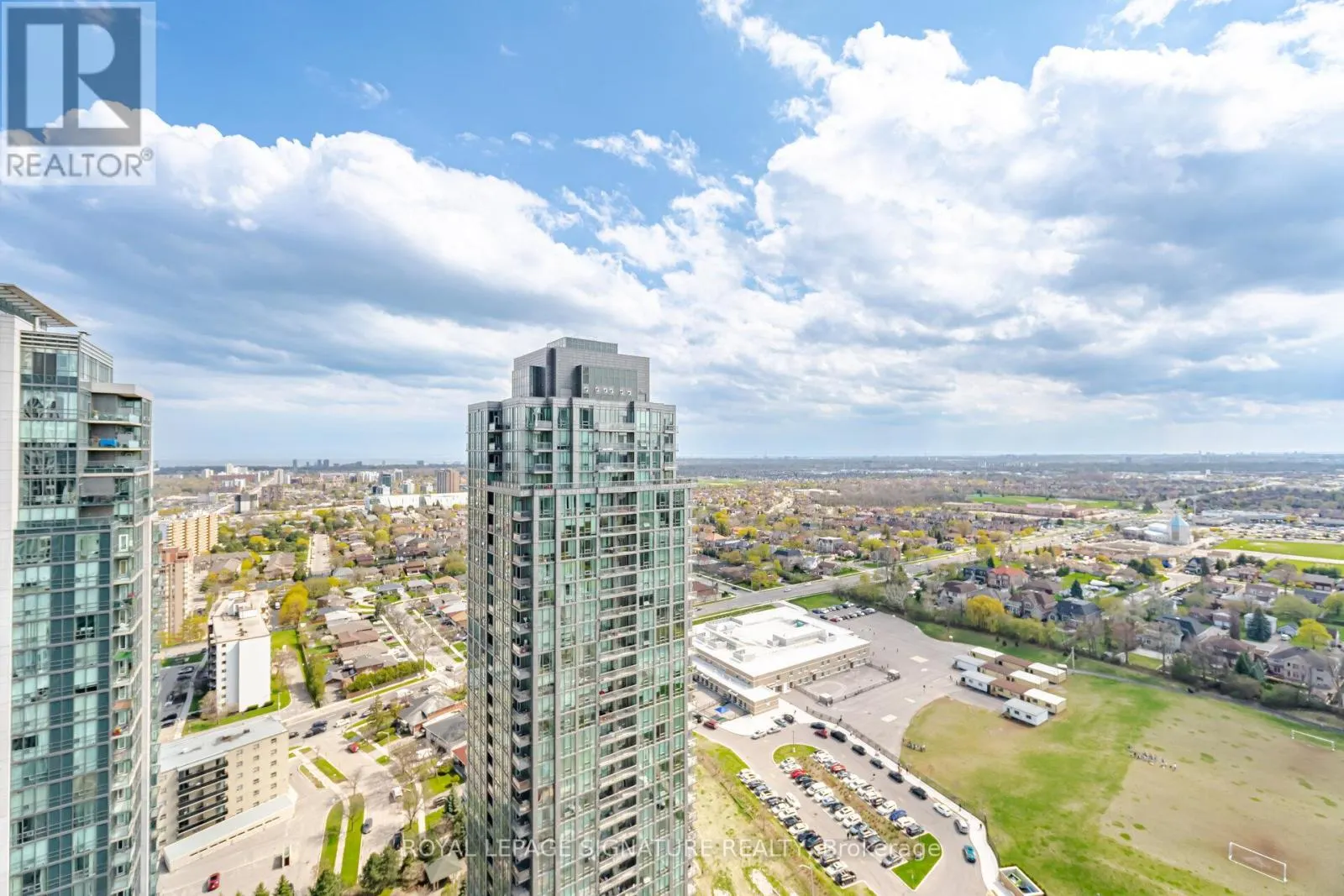 3007 - 36 ELM DRIVE