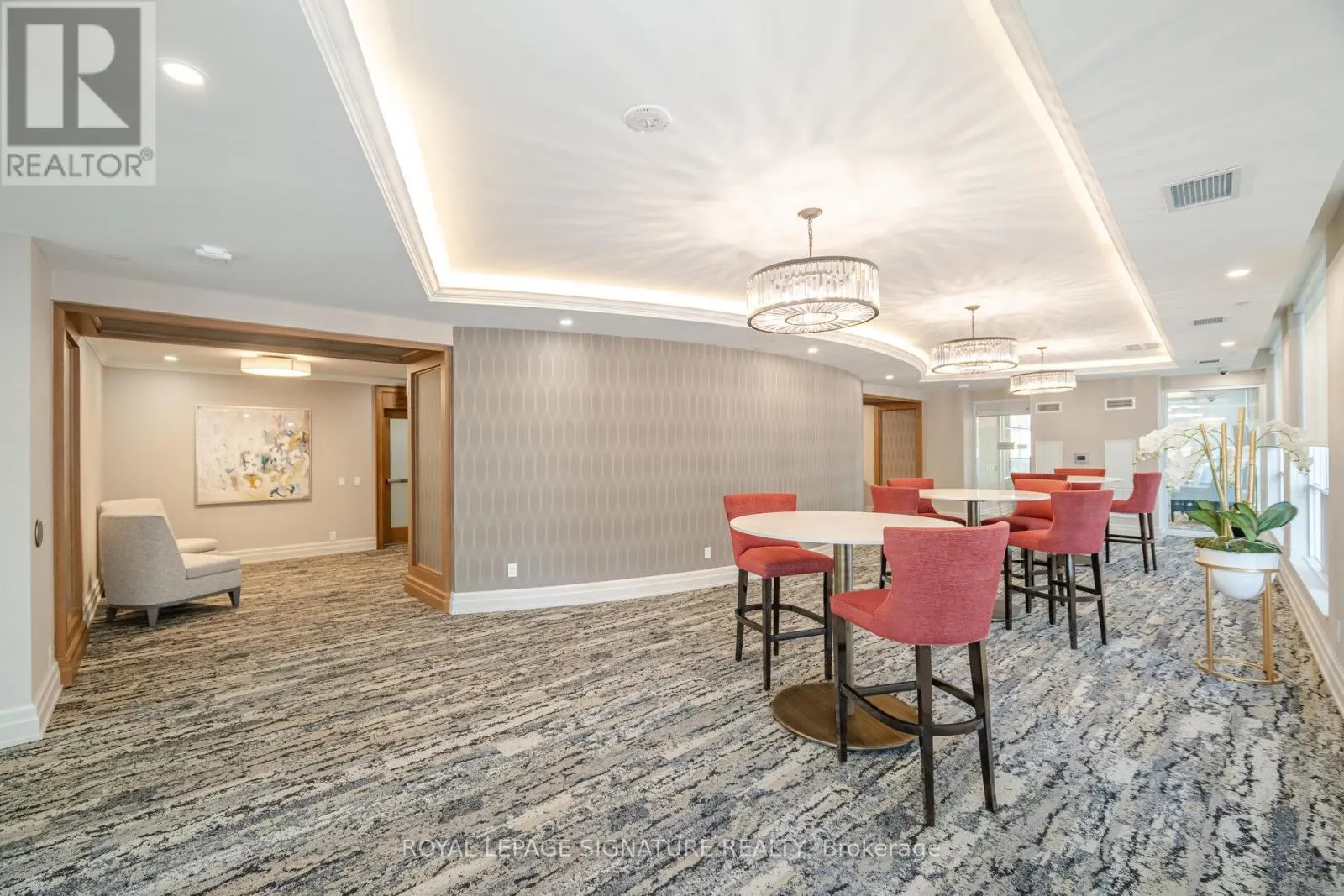 3007 - 36 ELM DRIVE