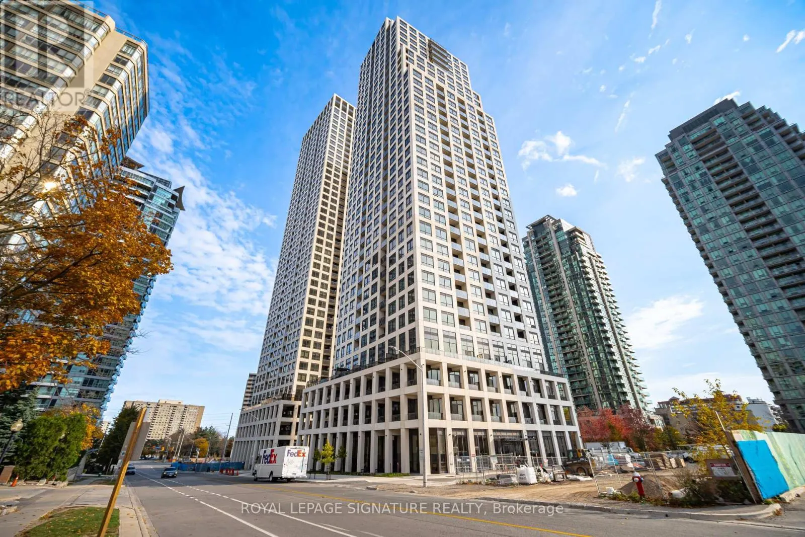 3007 - 36 ELM DRIVE