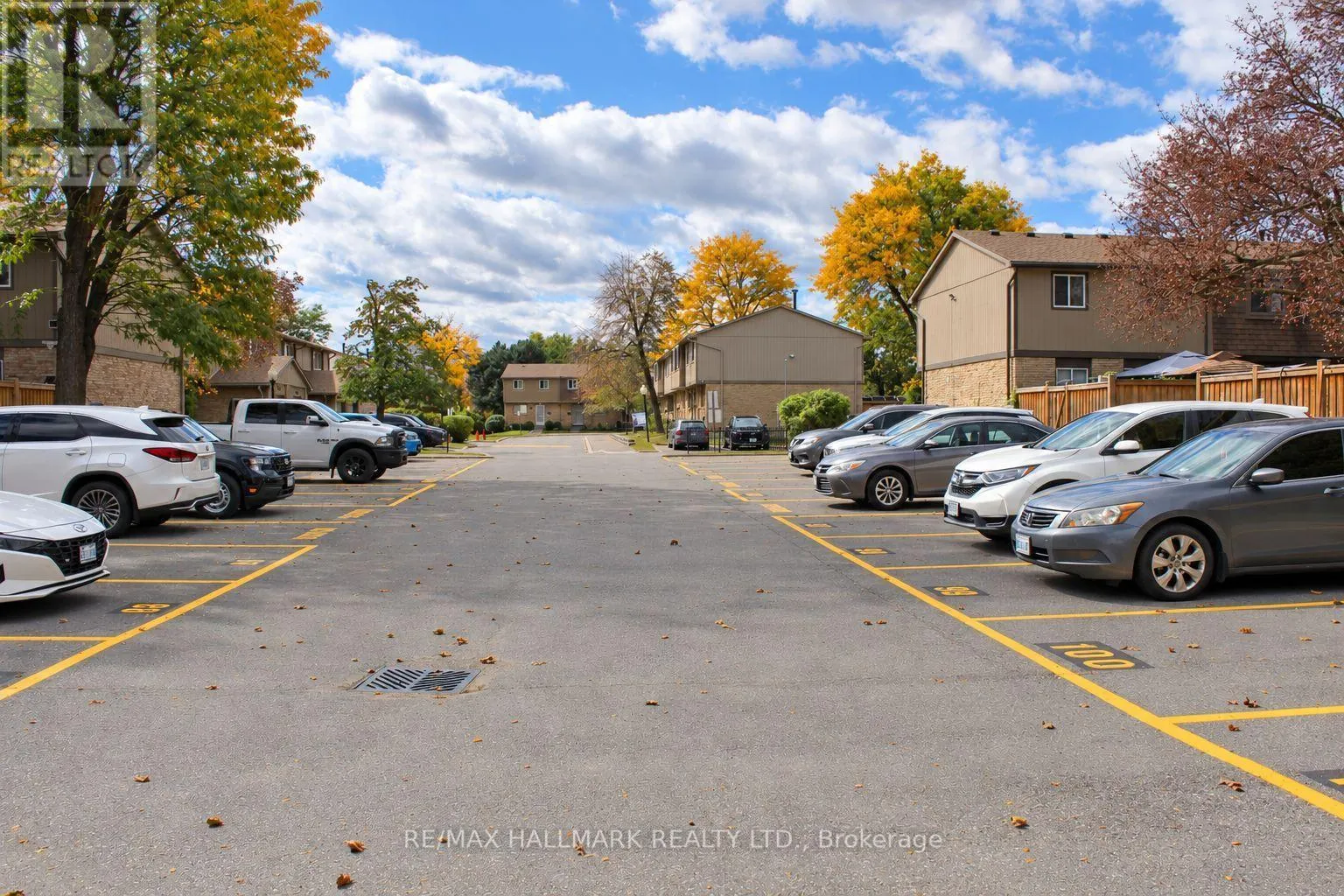 98 - 81 HANSEN ROAD N