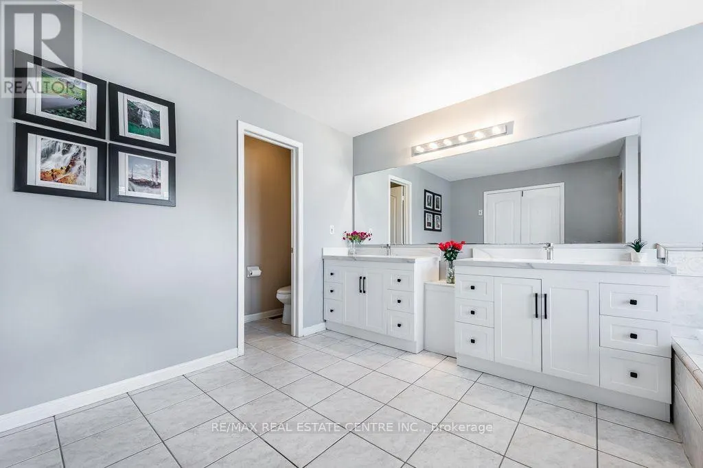 3696 WATERFALL CRESCENT