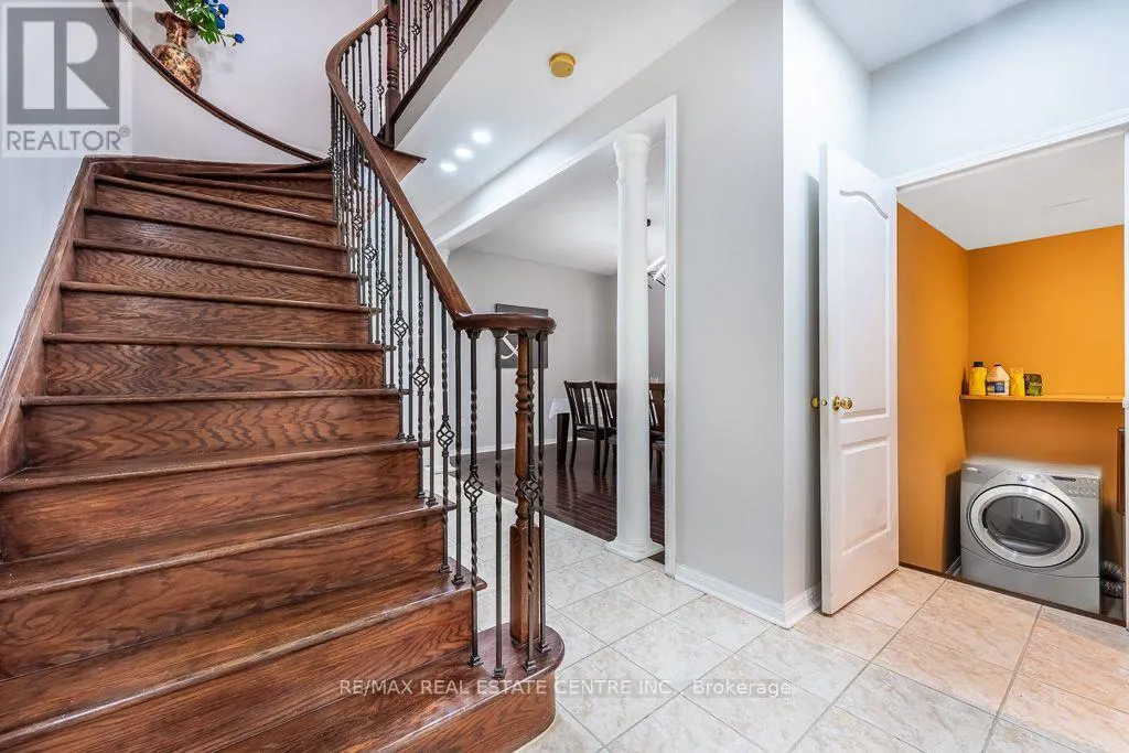 3696 WATERFALL CRESCENT