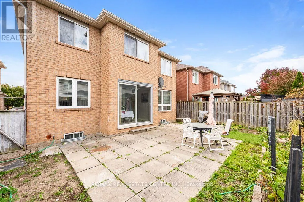 3696 WATERFALL CRESCENT