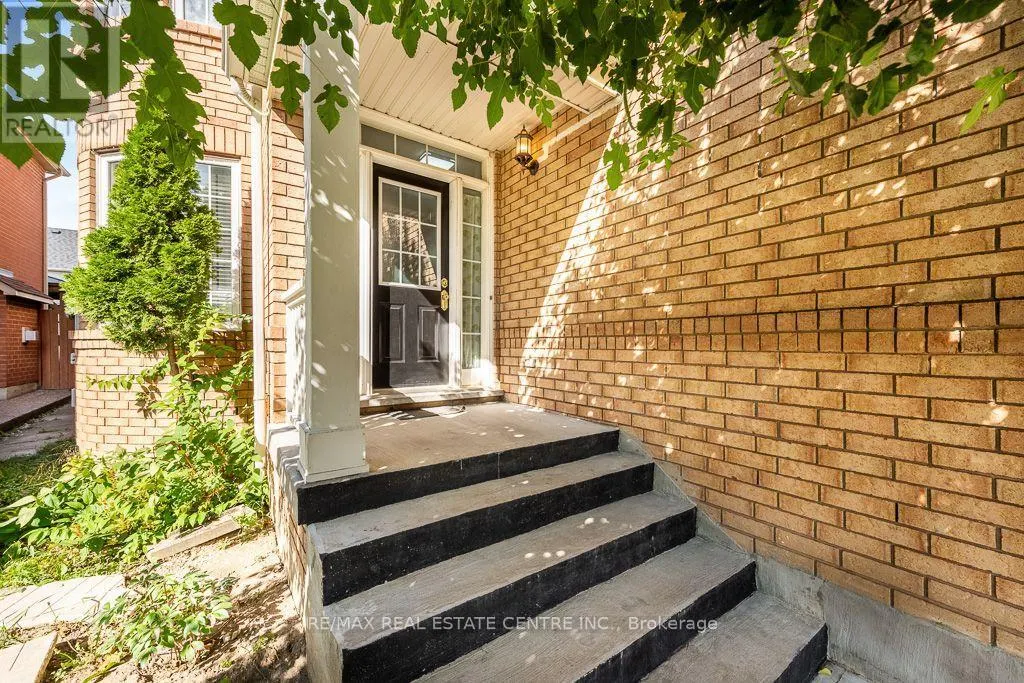 3696 WATERFALL CRESCENT