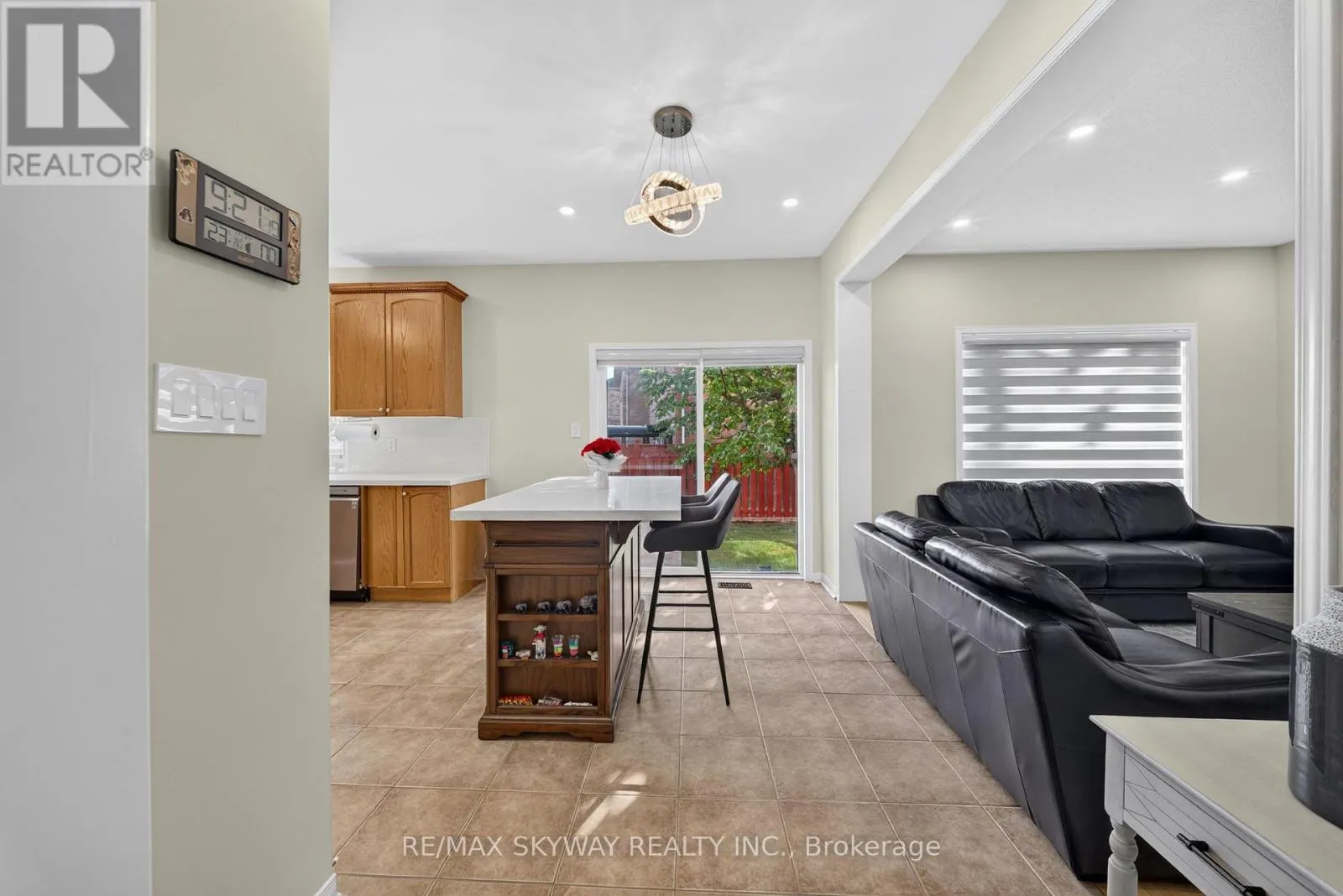 59 CRYSTAL GLEN CRESCENT