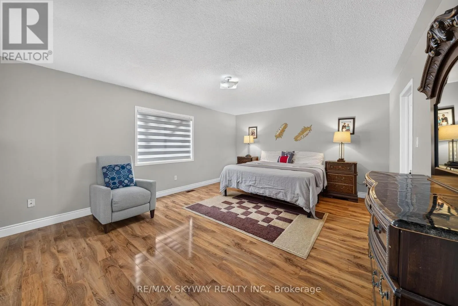 59 CRYSTAL GLEN CRESCENT