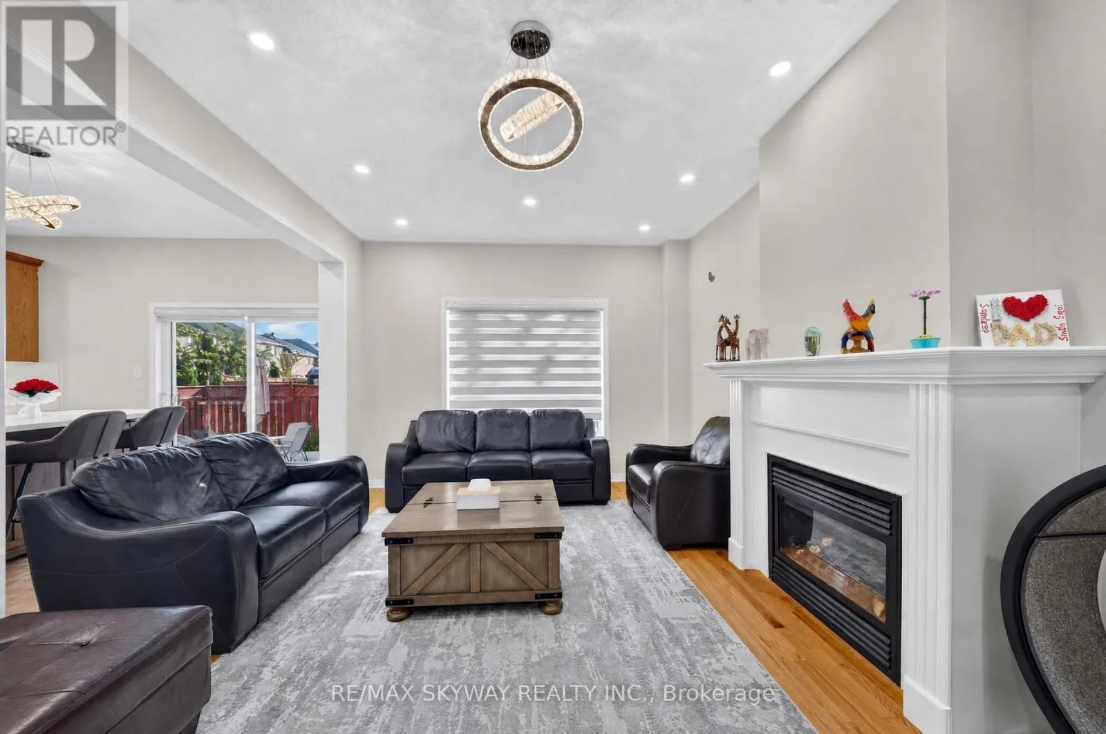 59 CRYSTAL GLEN CRESCENT