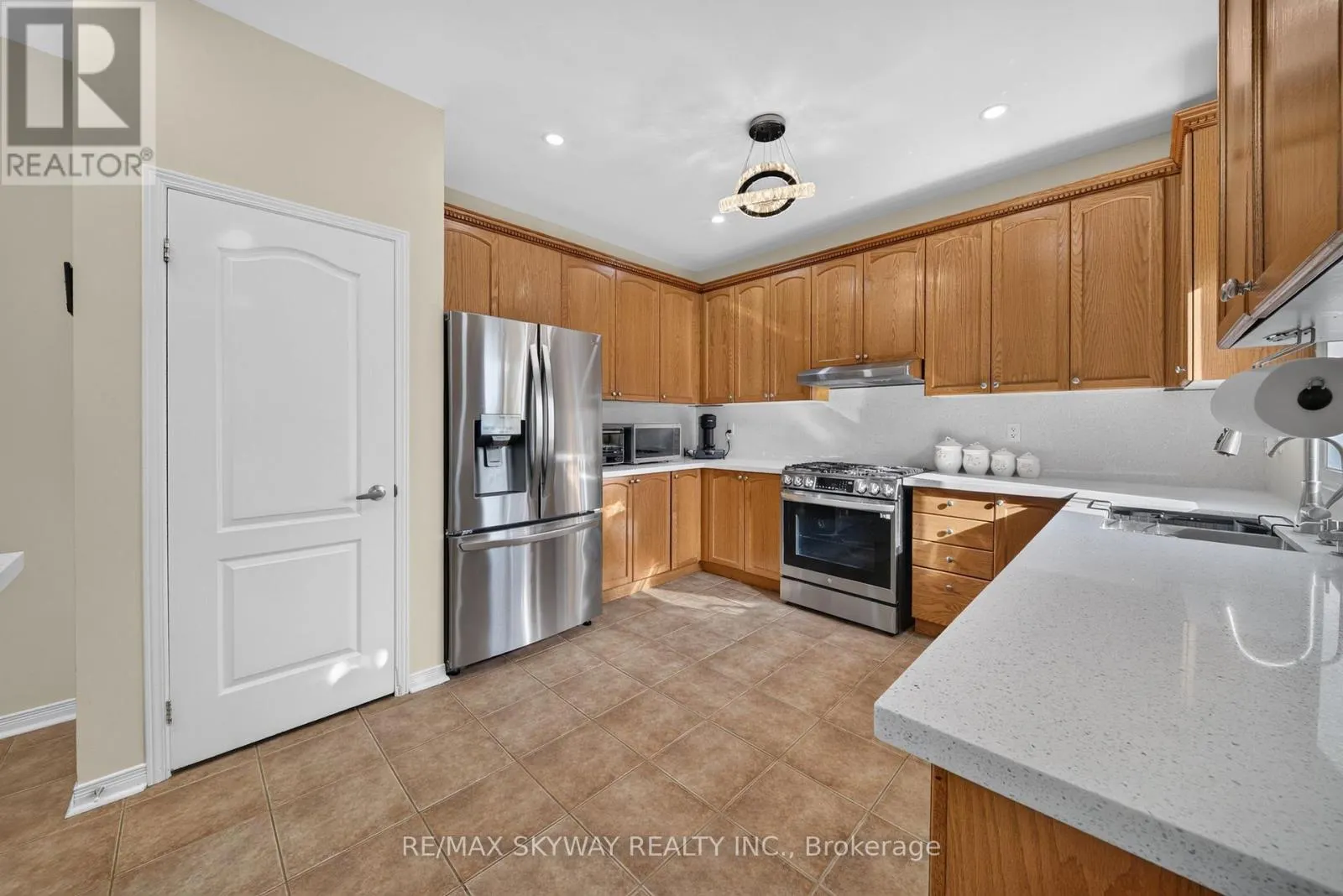59 CRYSTAL GLEN CRESCENT