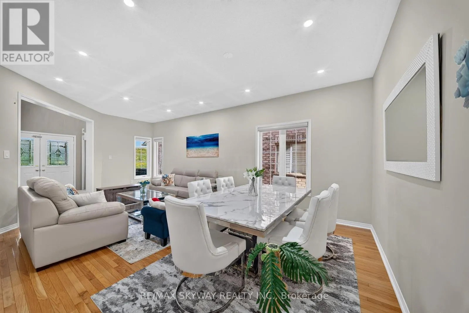 59 CRYSTAL GLEN CRESCENT