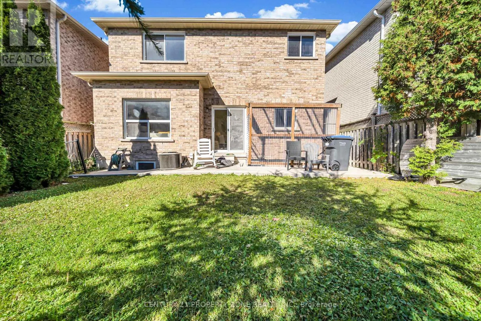 5 SENWOOD STREET