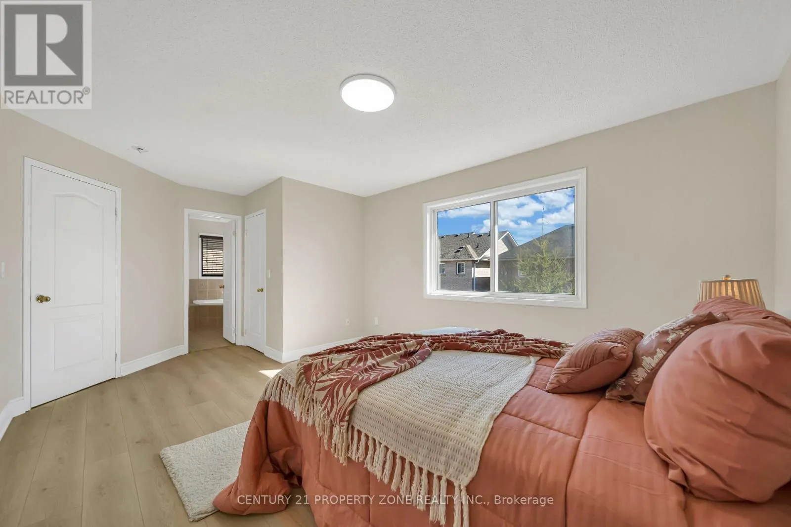 5 SENWOOD STREET