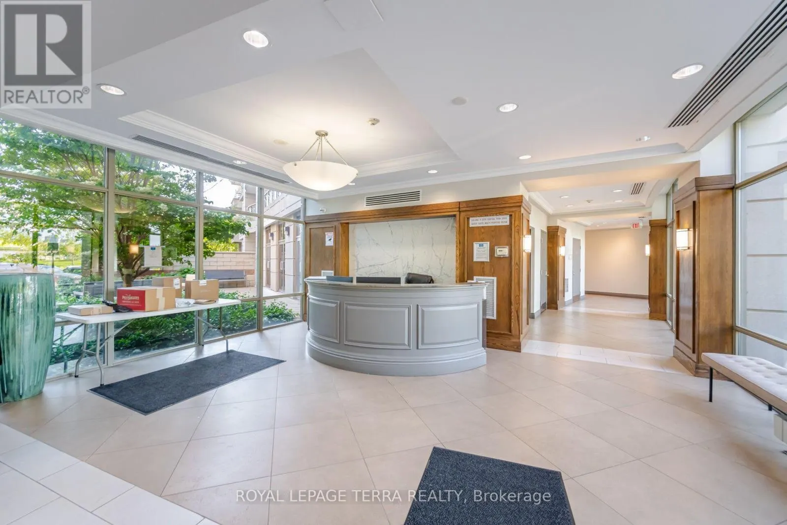 1011 - 2379 CENTRAL PARK DRIVE