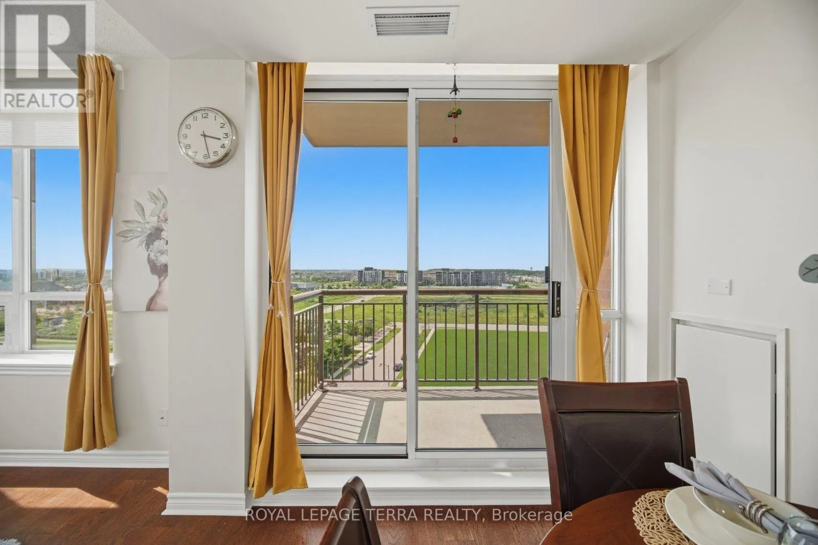 1011 - 2379 CENTRAL PARK DRIVE