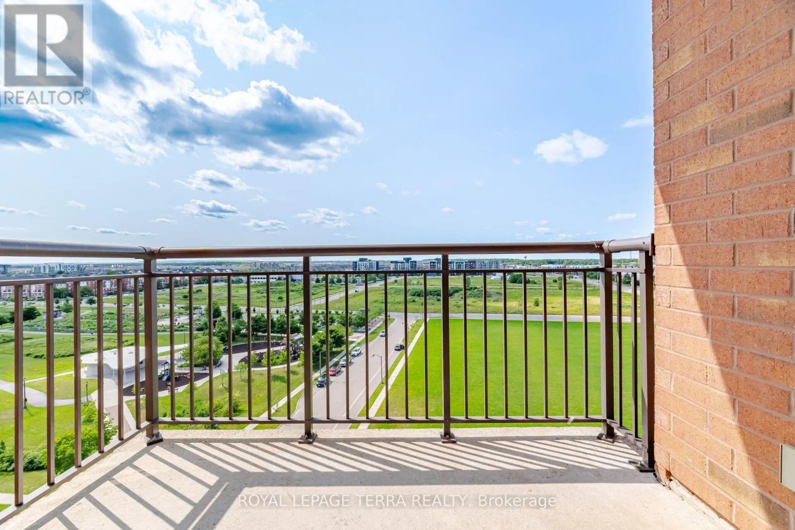 1011 - 2379 CENTRAL PARK DRIVE