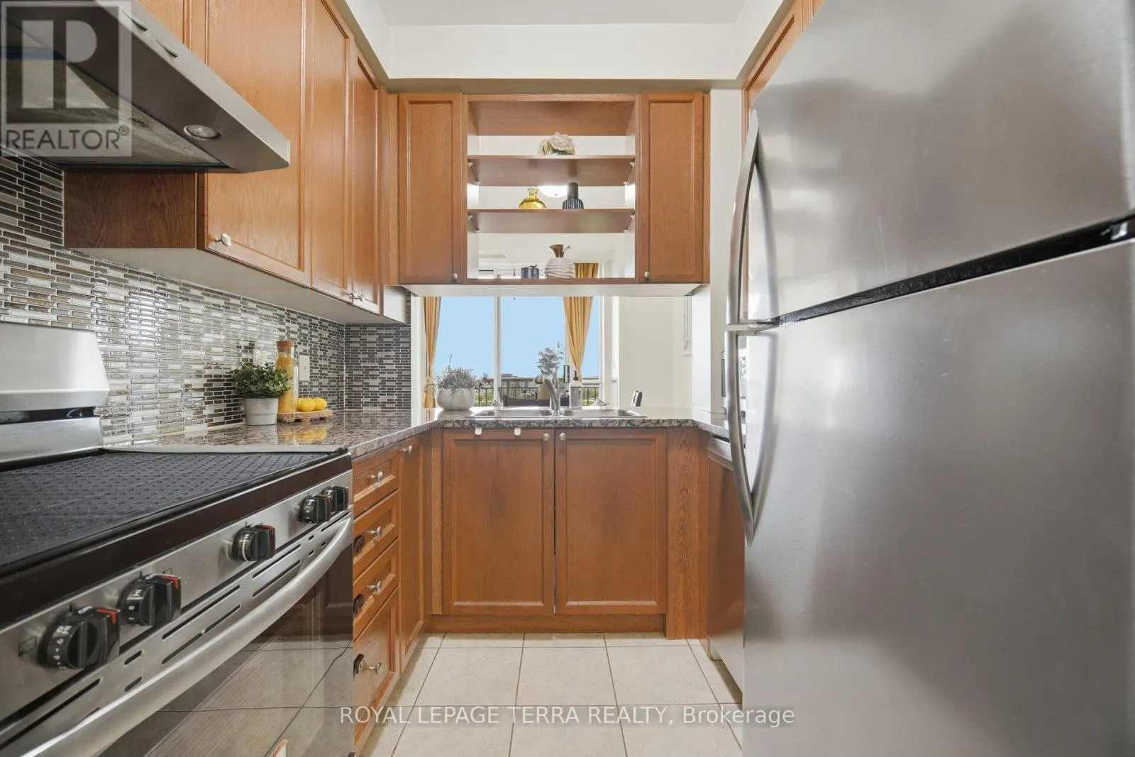 1011 - 2379 CENTRAL PARK DRIVE