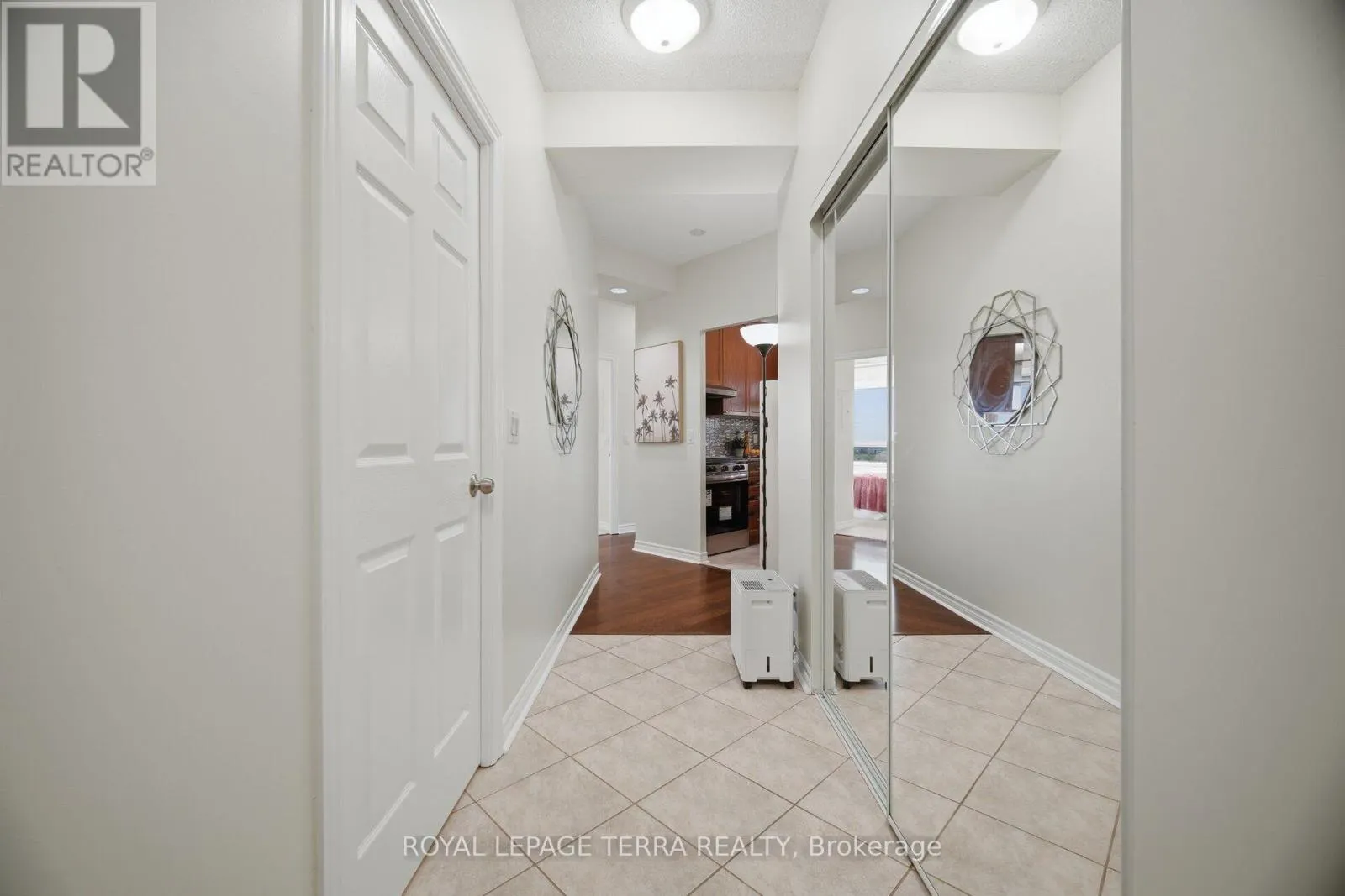 1011 - 2379 CENTRAL PARK DRIVE