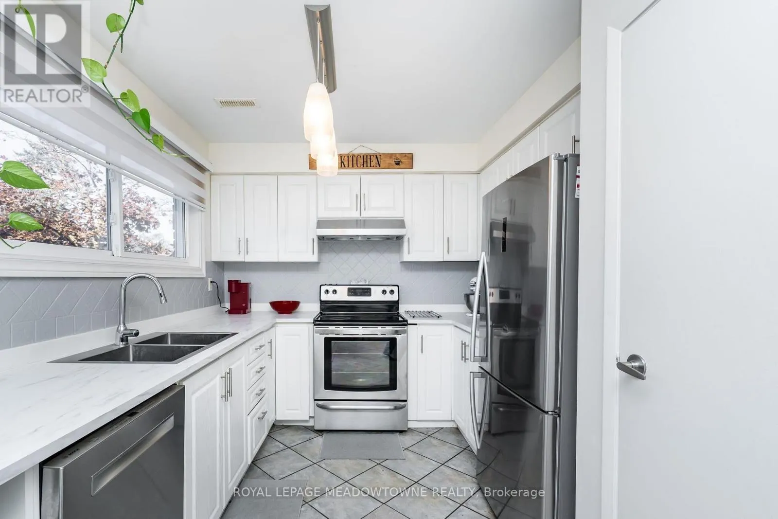 34 - 7251 COPENHAGEN ROAD
