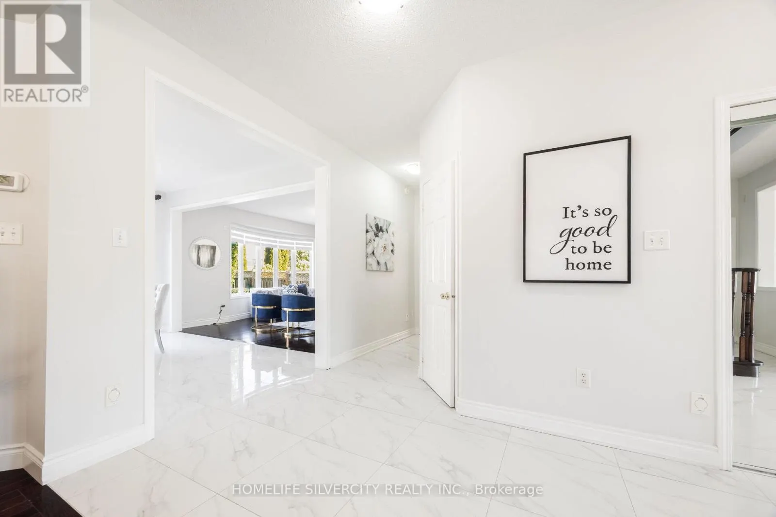 25 VAN HOOF CRESCENT