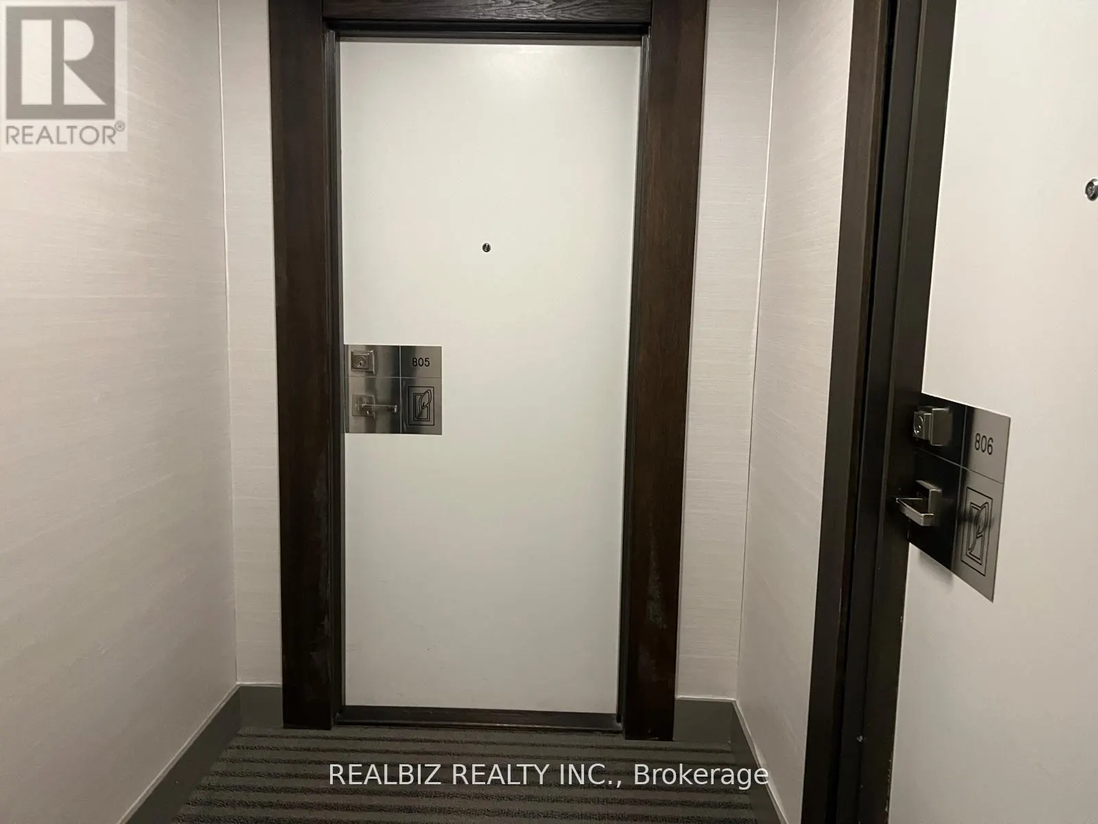 805 - 4011 BRICKSTONE MEWS E