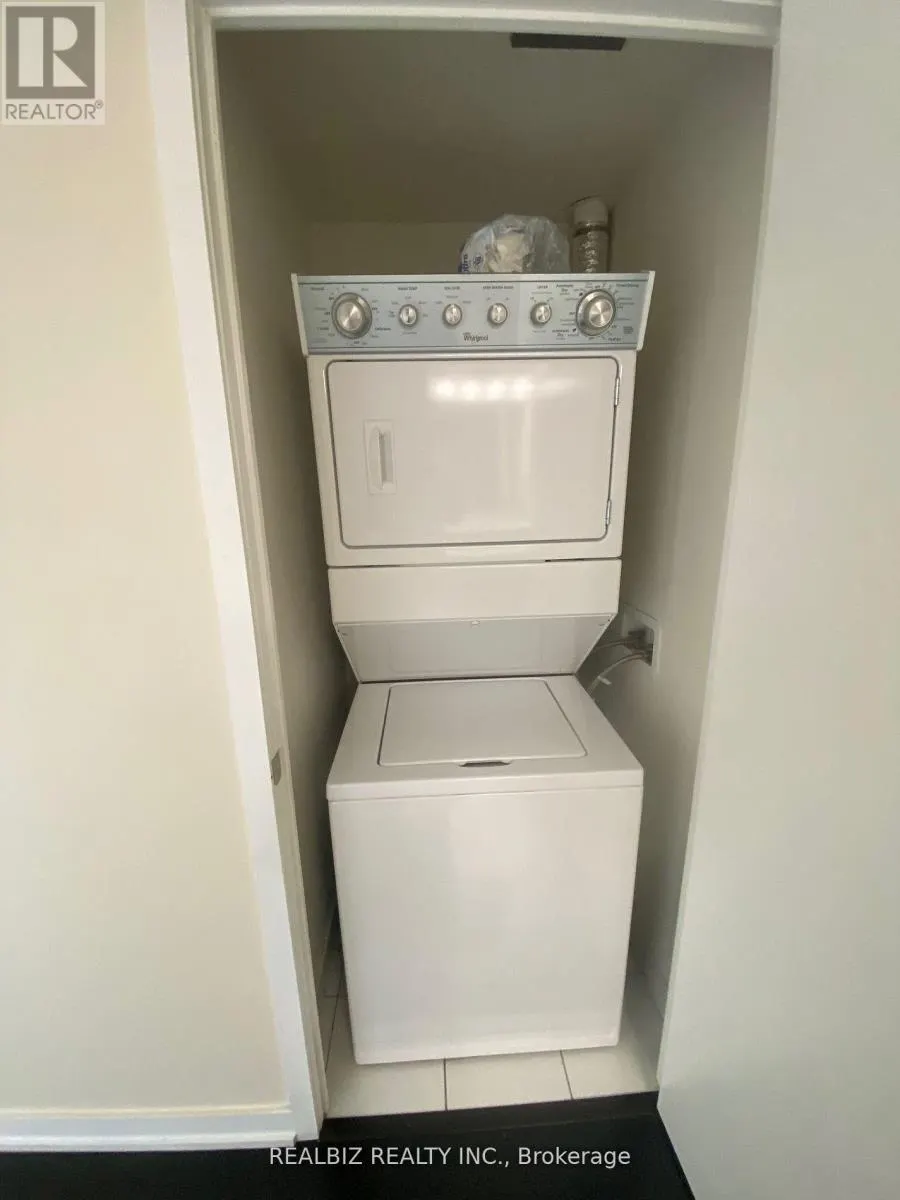 805 - 4011 BRICKSTONE MEWS E