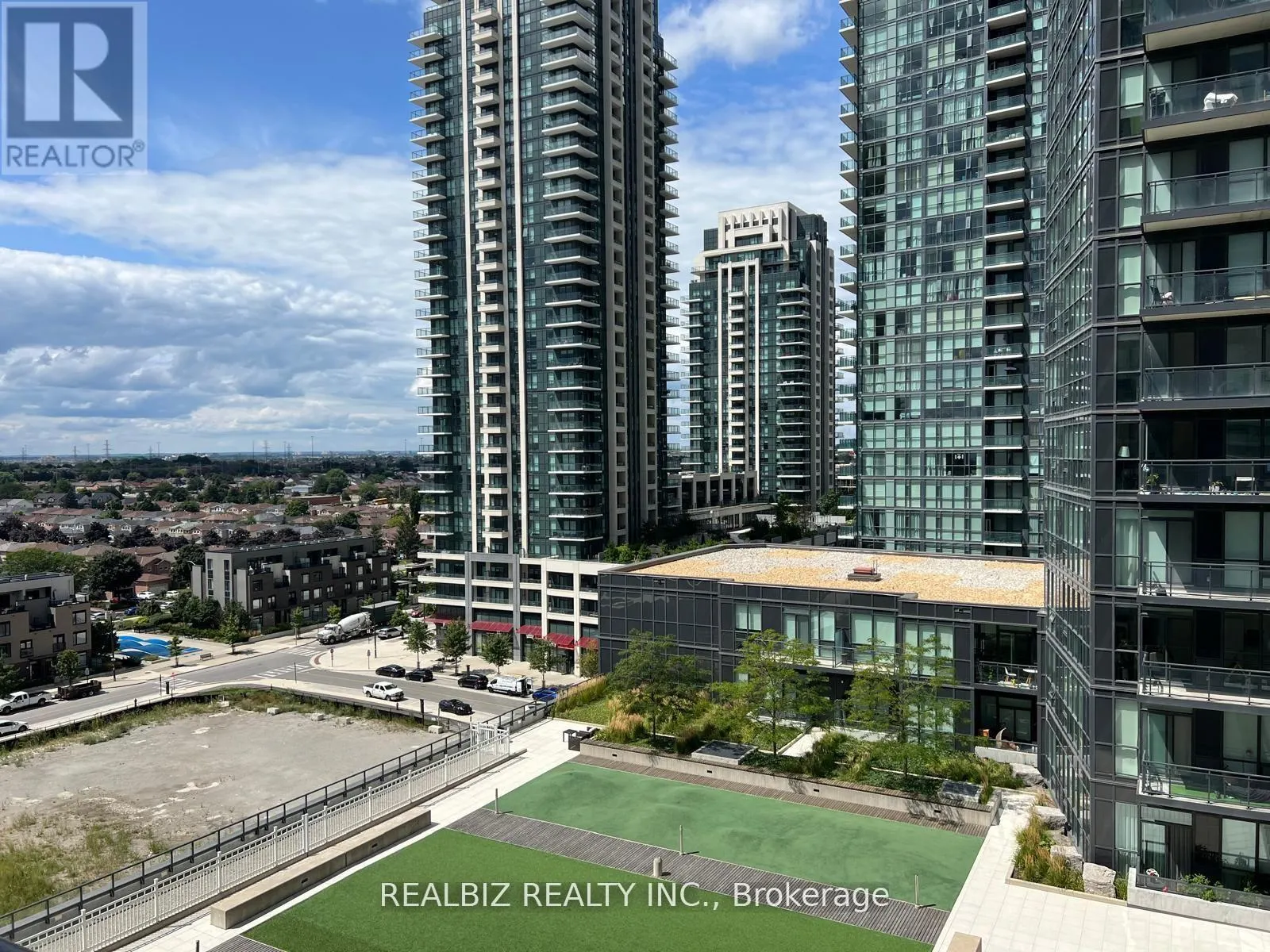 805 - 4011 BRICKSTONE MEWS E