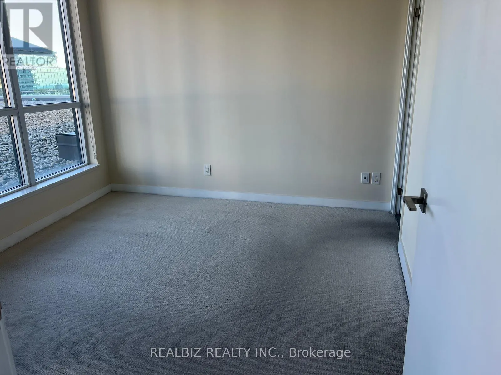 805 - 4011 BRICKSTONE MEWS E