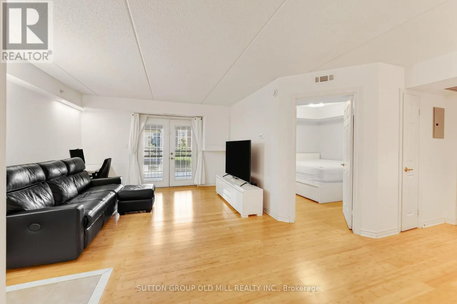 208 - 1470 BISHOPS GATE
