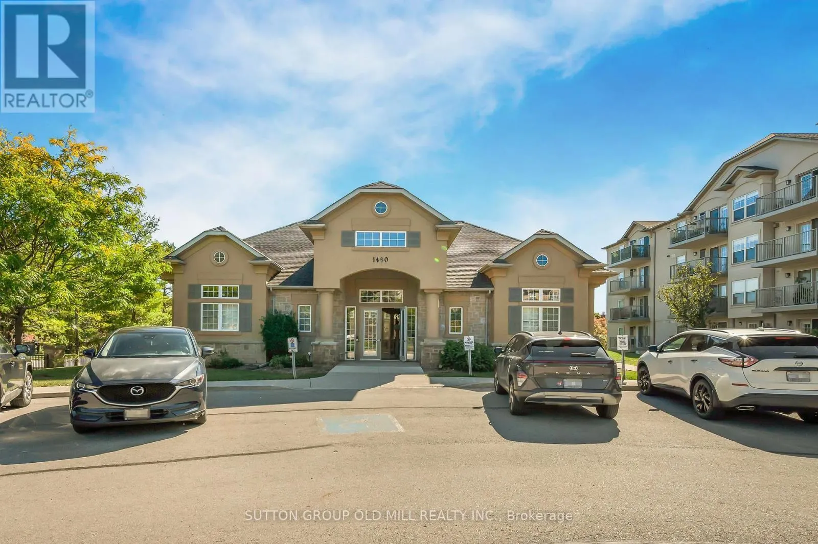208 - 1470 BISHOPS GATE