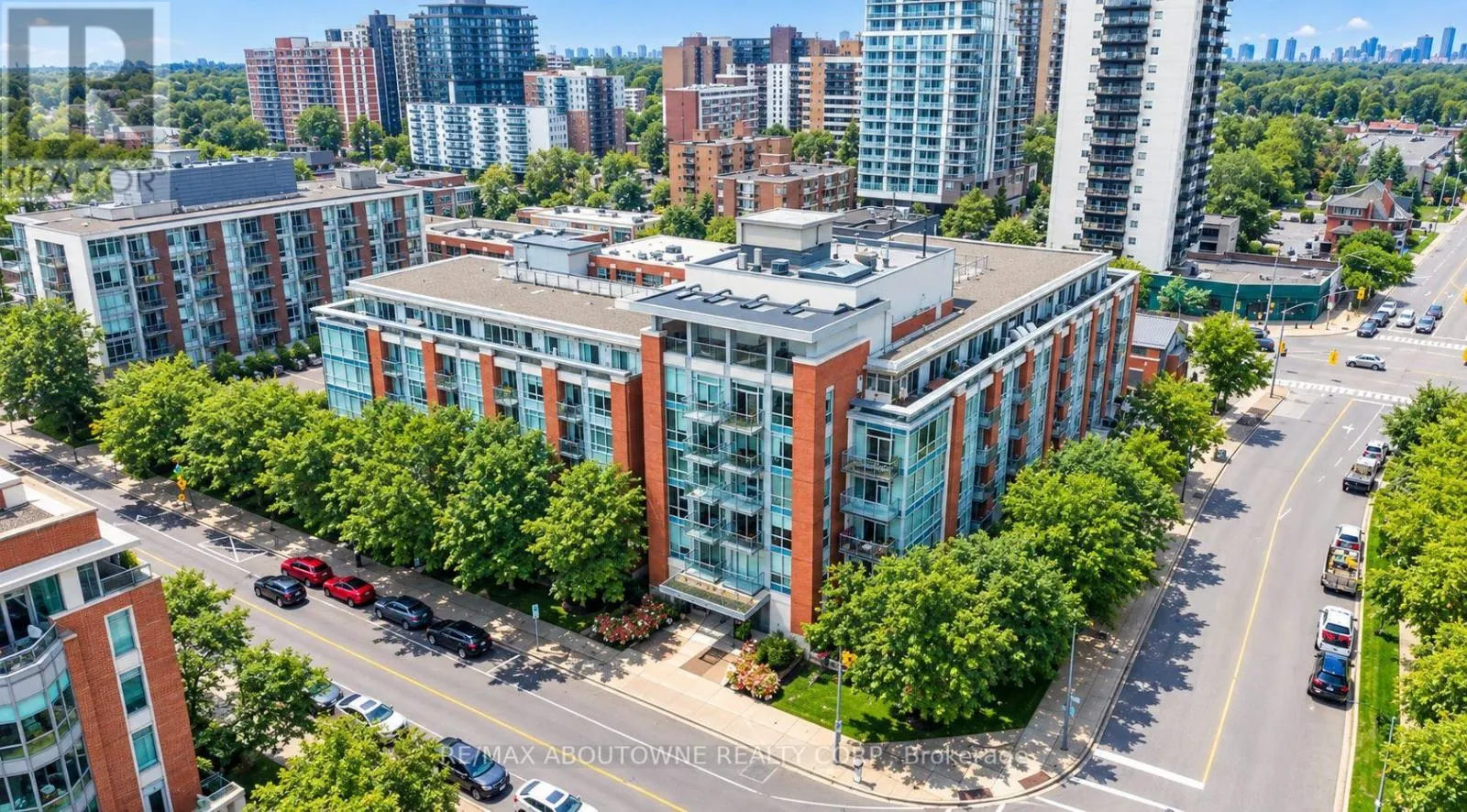 403 - 80 PORT STREET E