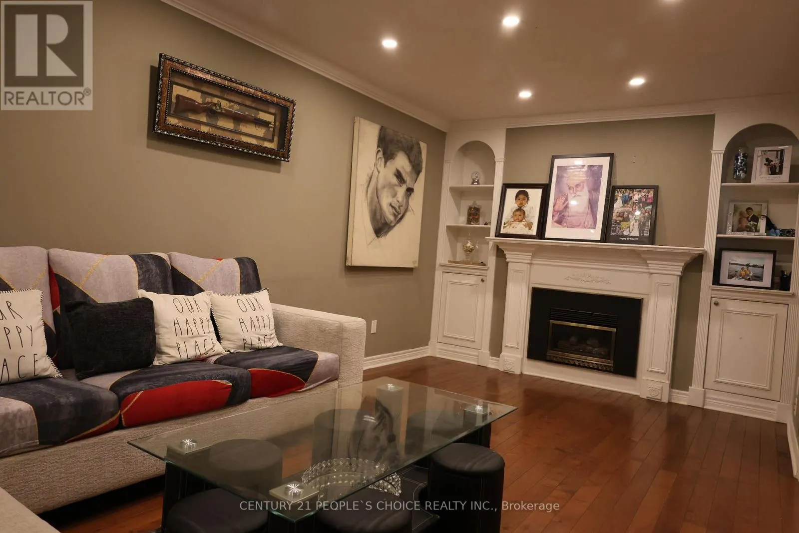 22 NOVELLA PLACE
