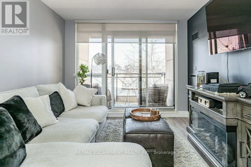 209 - 2391 CENTRAL PARK DRIVE