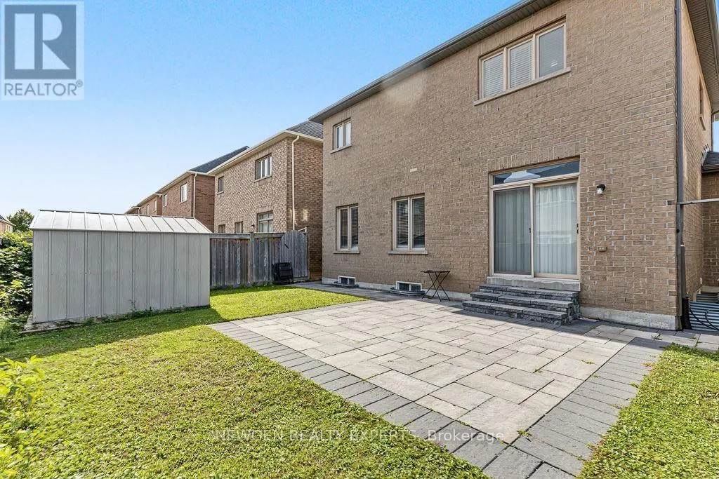 43 LONE ROCK CIRCLE