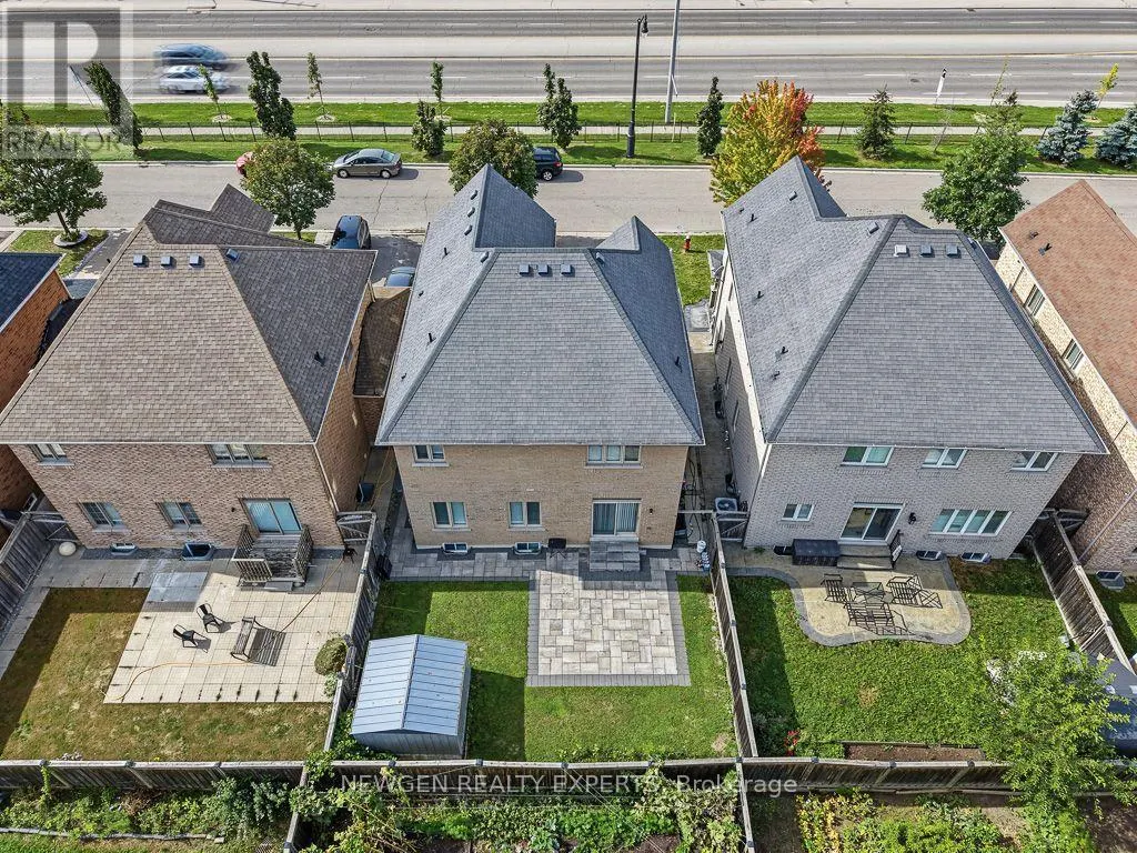 43 LONE ROCK CIRCLE