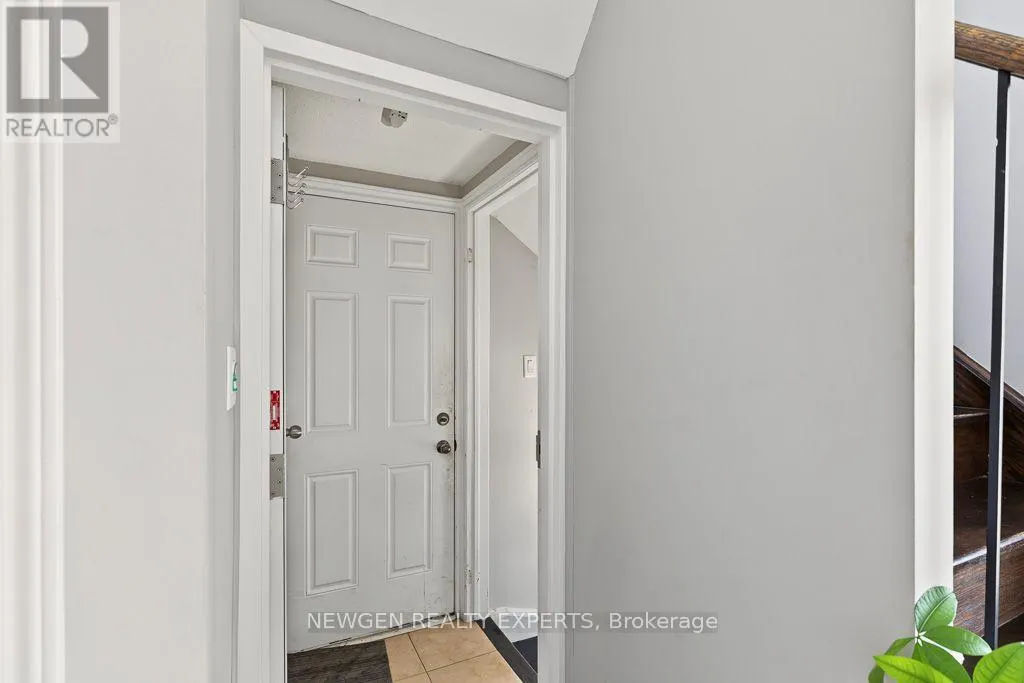43 LONE ROCK CIRCLE