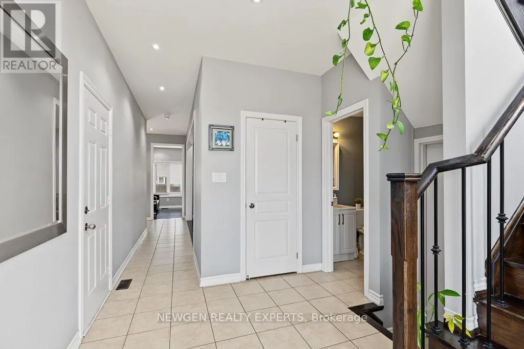 43 LONE ROCK CIRCLE
