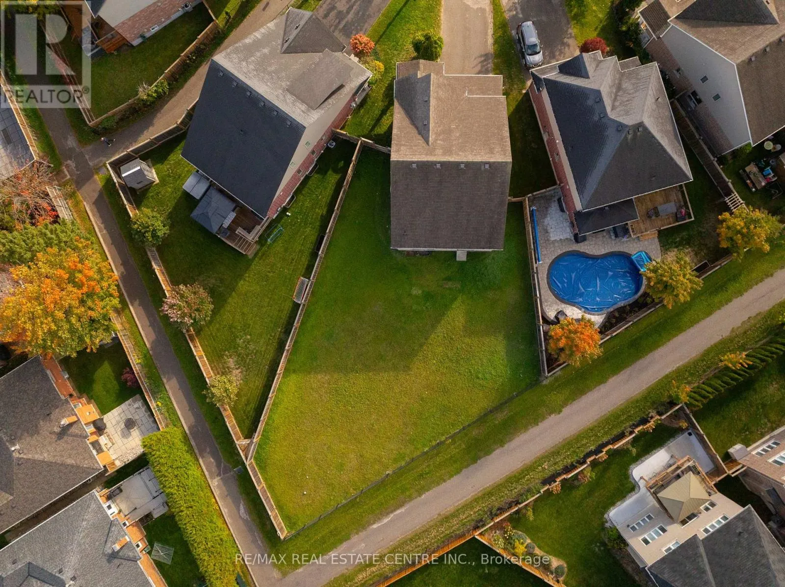 51 LAVERTY CRESCENT