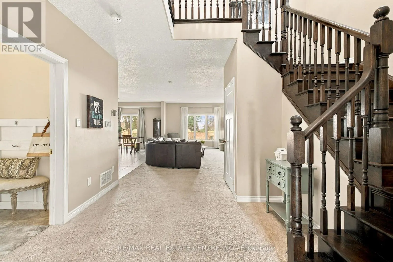 51 LAVERTY CRESCENT