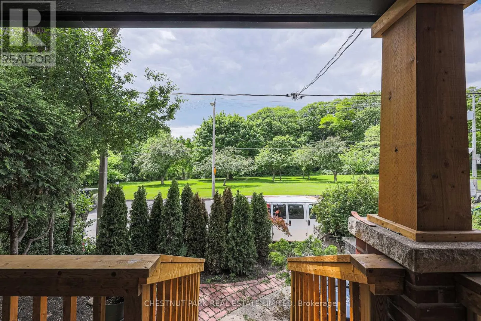 REAR - 95 PARKSIDE DRIVE