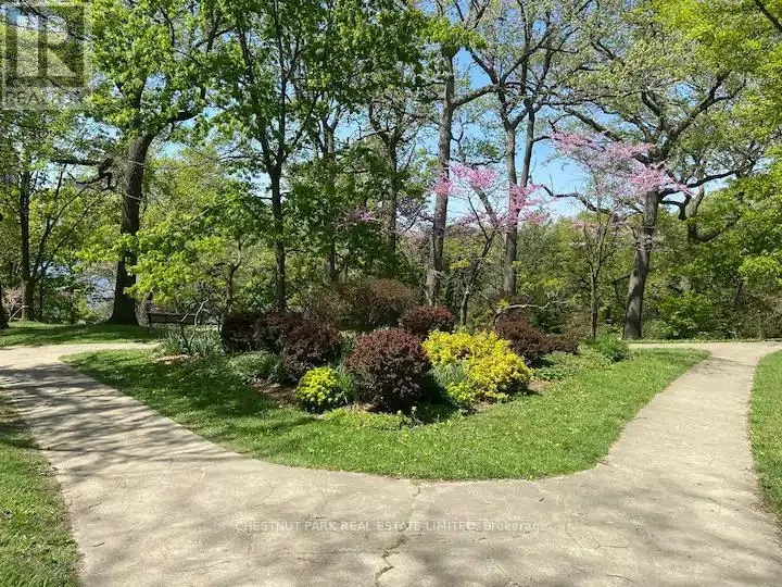 REAR - 95 PARKSIDE DRIVE