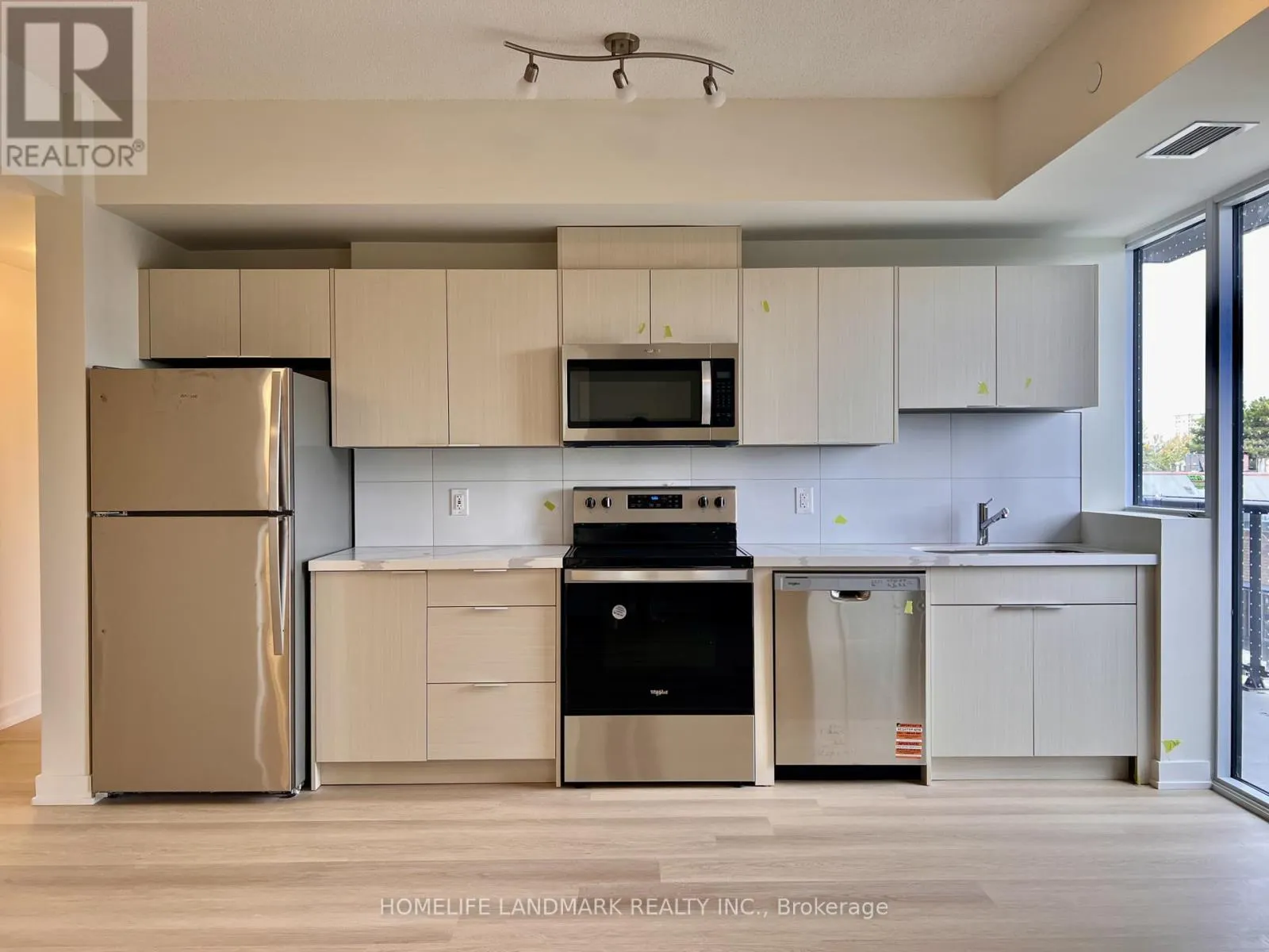 316 - 2825 JANE STREET