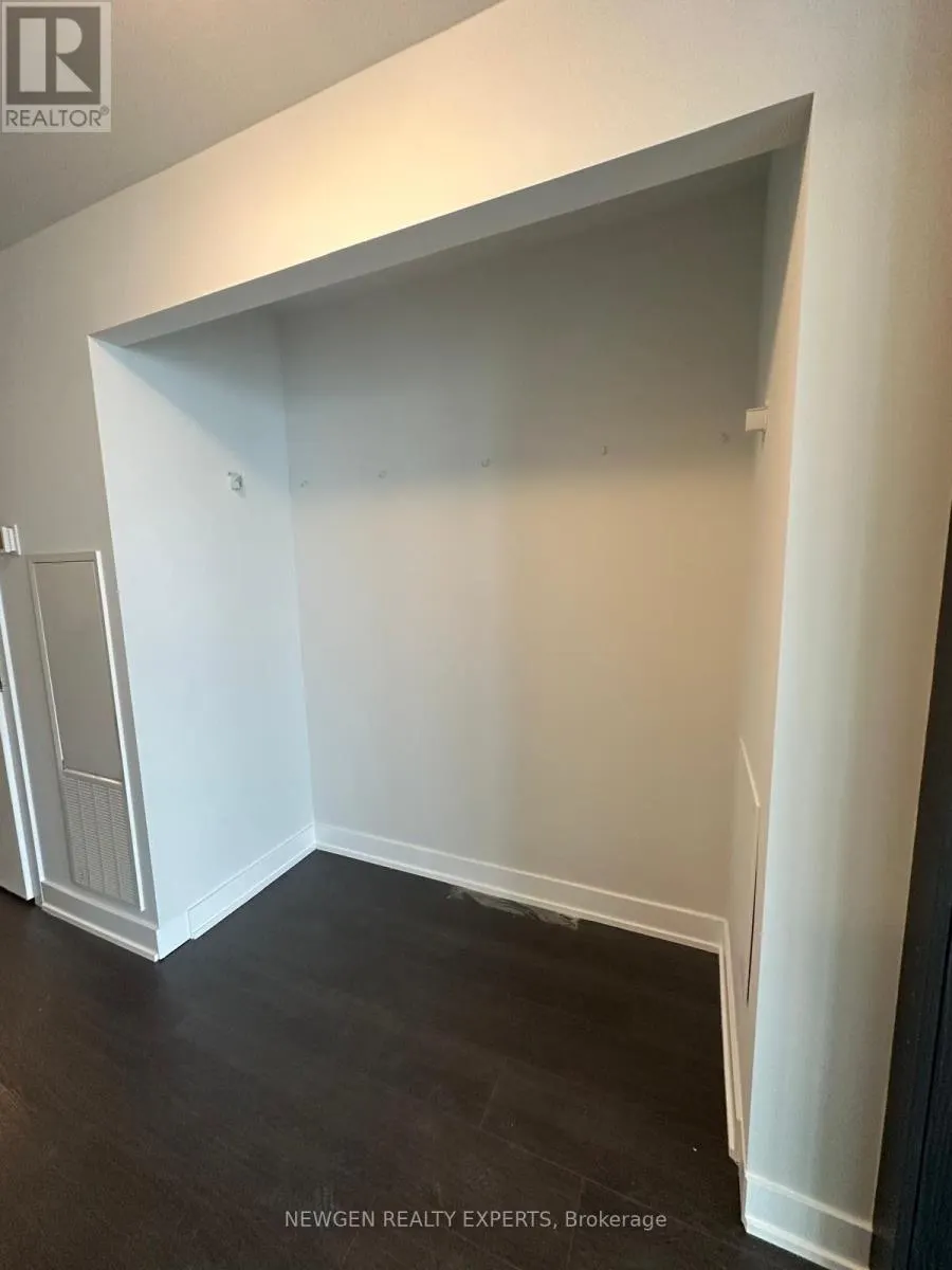 3504 - 430 SQUARE ONE DRIVE