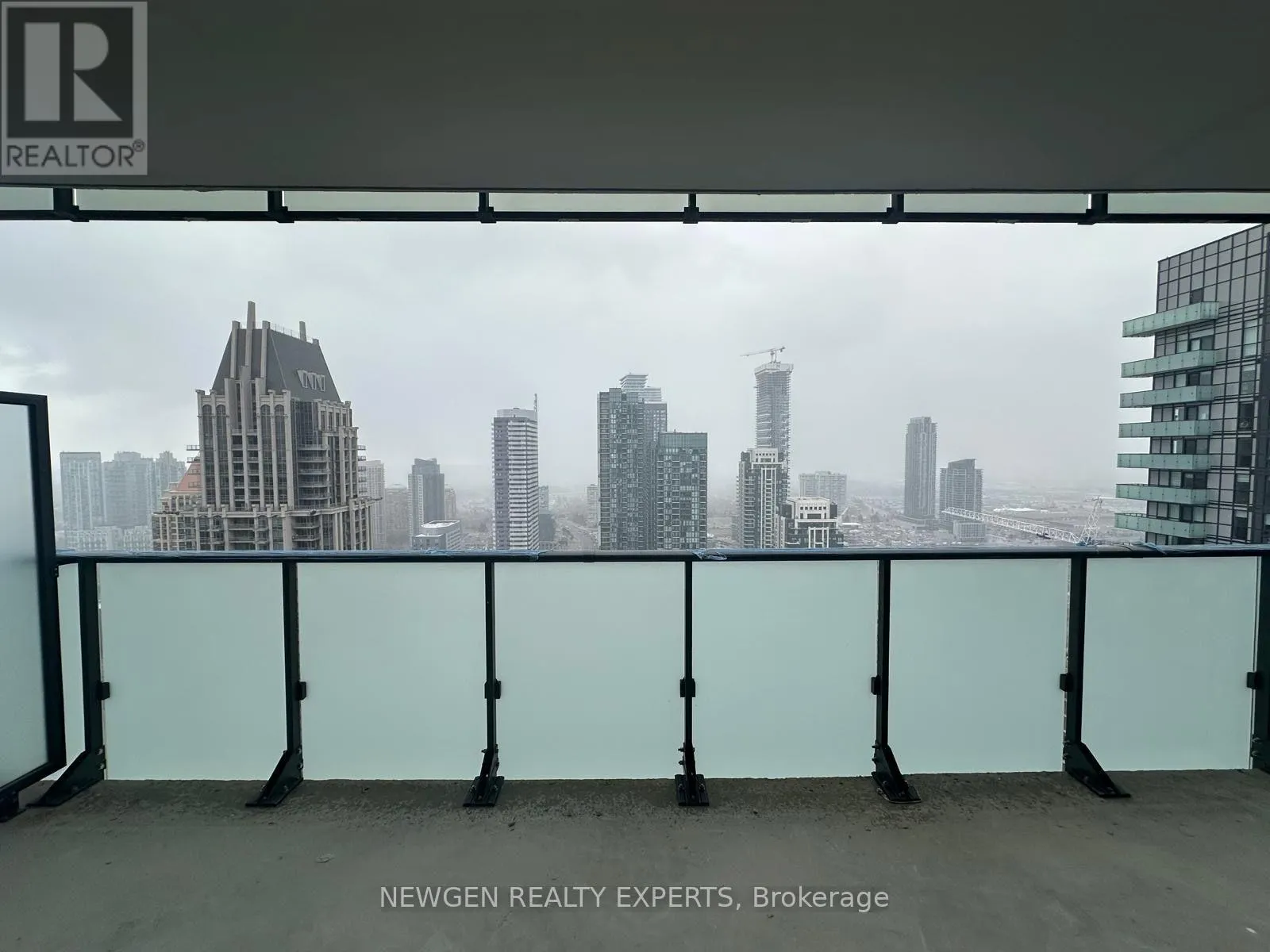 3504 - 430 SQUARE ONE DRIVE