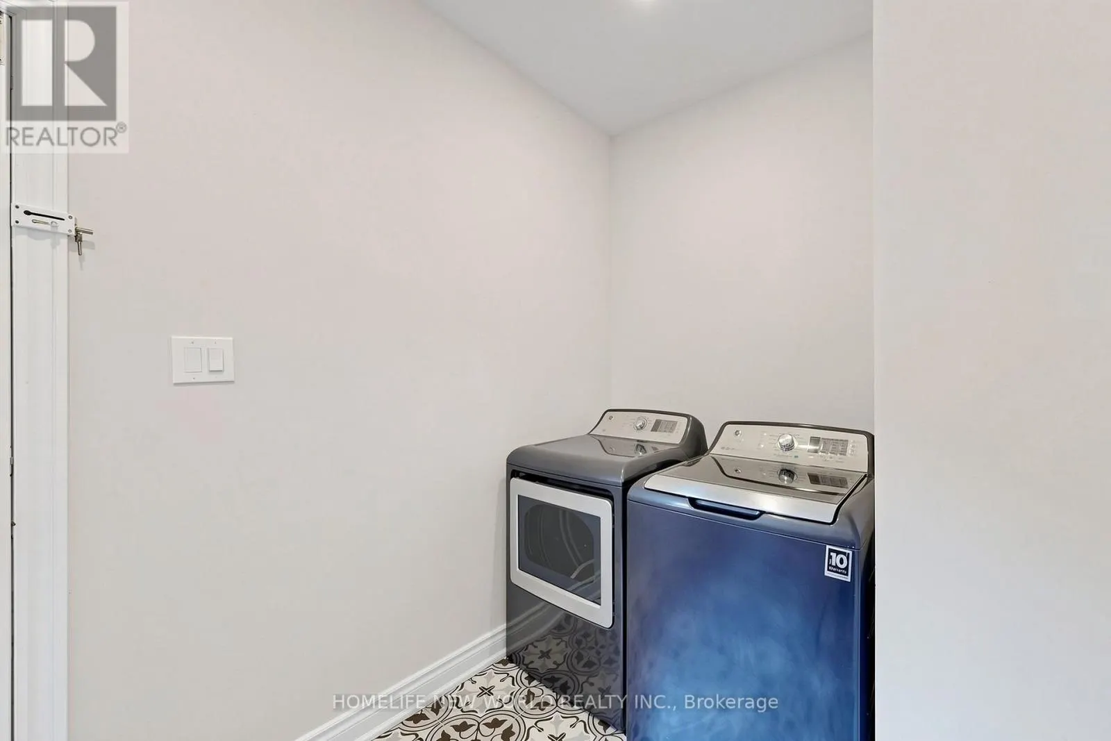 3973 ROLLING VALLEY DRIVE