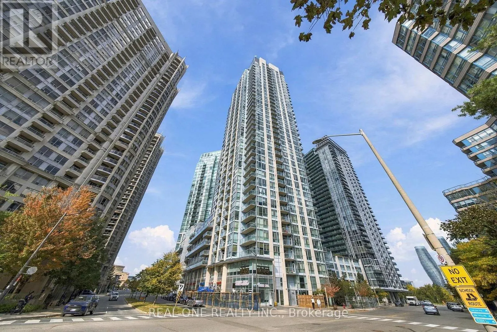 1611 - 225 WEBB DRIVE