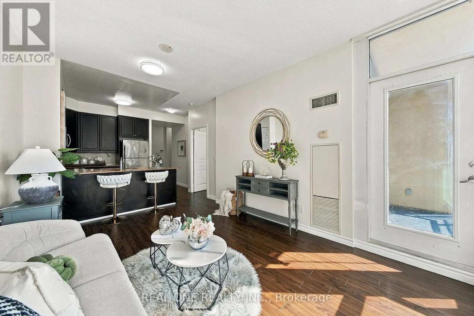 1611 - 225 WEBB DRIVE